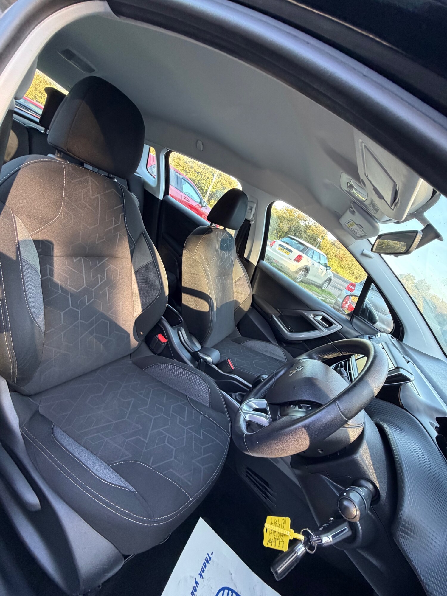 Used Peugeot 2008 2017 for sale - 75970935: Photo 30