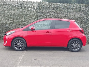 Used Toyota Yaris 2016 for sale - 75873593: Photo
