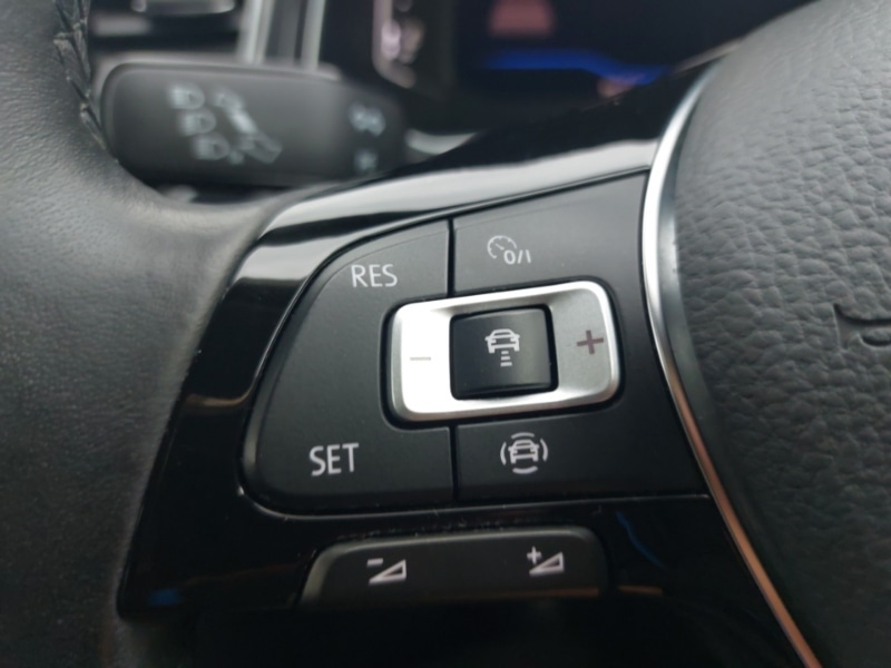 Used Volkswagen T-Roc 2019 for sale - 77070354: Photo 16