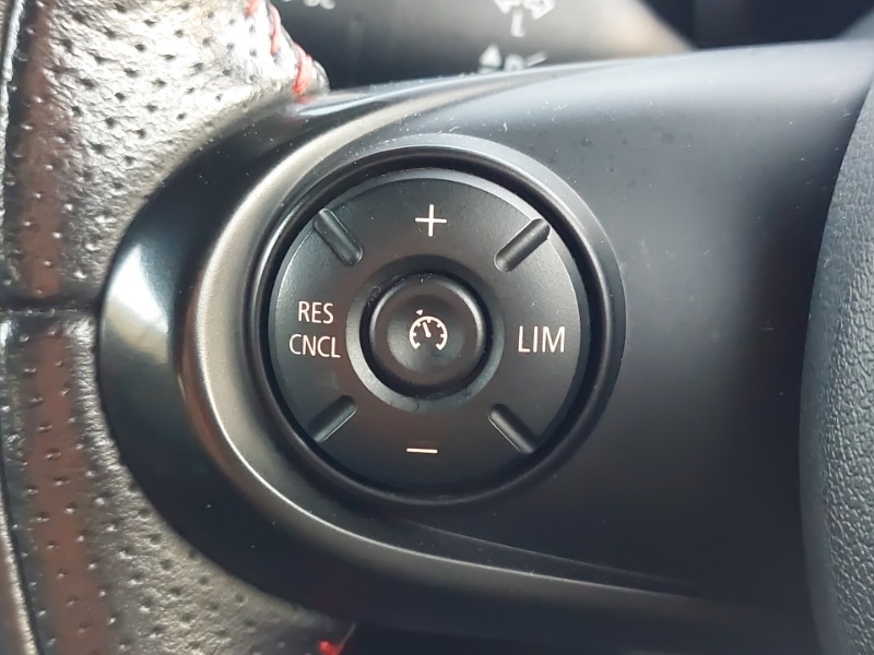 Used MINI Convertible 2018 for sale - 76639489: Photo 15