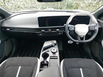 Used Kia EV6 2024 for sale - 77252046: Photo