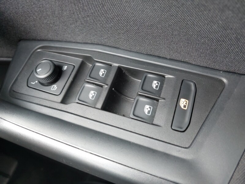 Used Volkswagen T-Roc 2024 for sale - 78164380: Photo 12