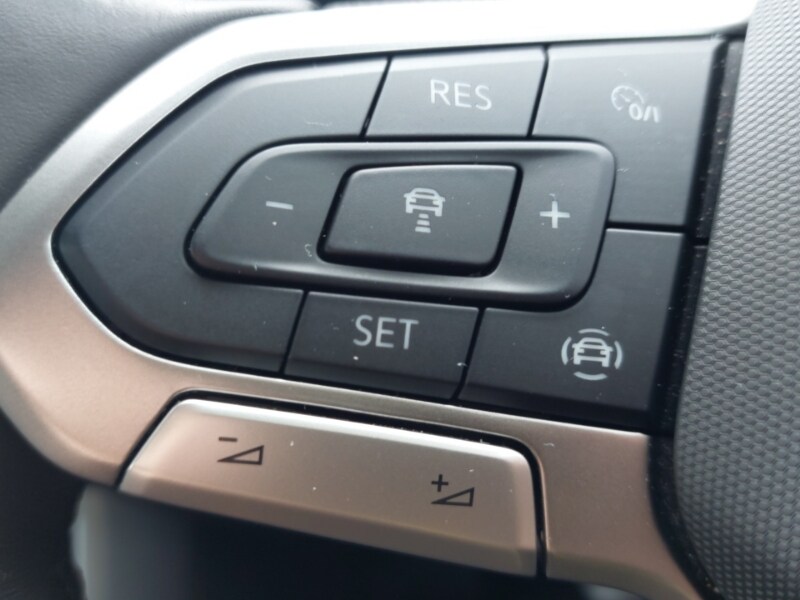 Used Volkswagen T-Roc 2024 for sale - 78164380: Photo 15