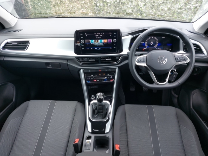 Used Volkswagen T-Roc 2024 for sale - 78164380: Photo 2