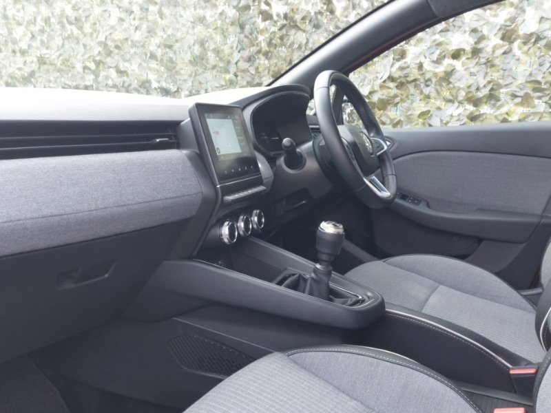 Used Renault Clio 2024 for sale - 77793158: Photo 5