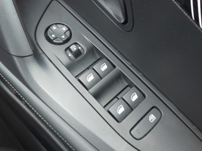 Used Peugeot 2008 2024 for sale - 76174572: Photo 18
