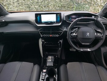 Used Peugeot 2008 2023 for sale - 75964128: Photo