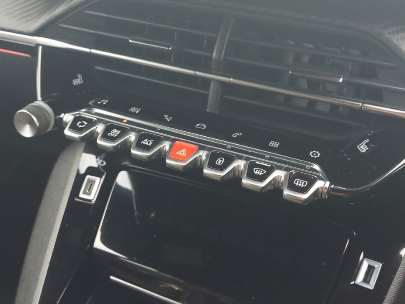 Used Peugeot 2008 2022 for sale - 76800252: Photo 17