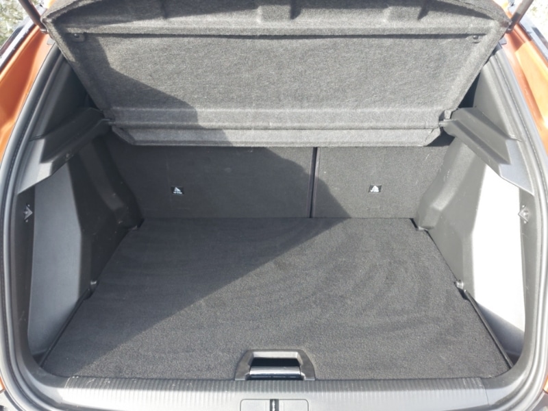 Used Peugeot 2008 2022 for sale - 76800252: Photo 8