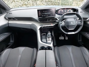 Used Peugeot 3008 2023 for sale - 79433353: Photo