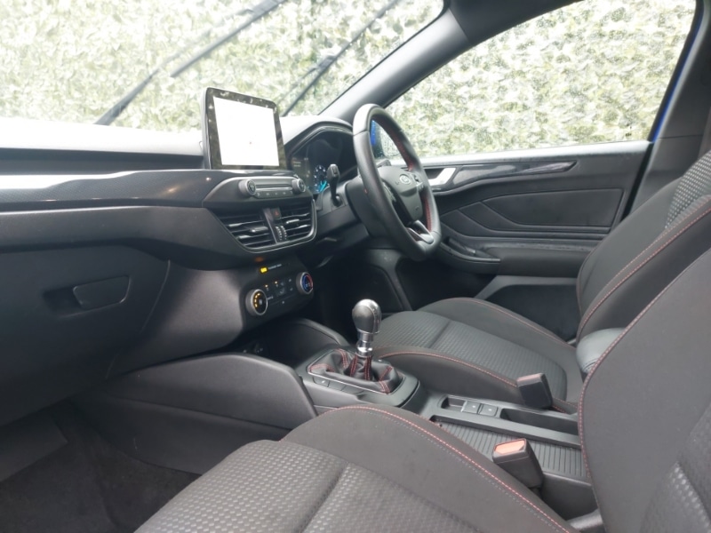 Used Ford Focus 2022 for sale - 76365420: Photo 5