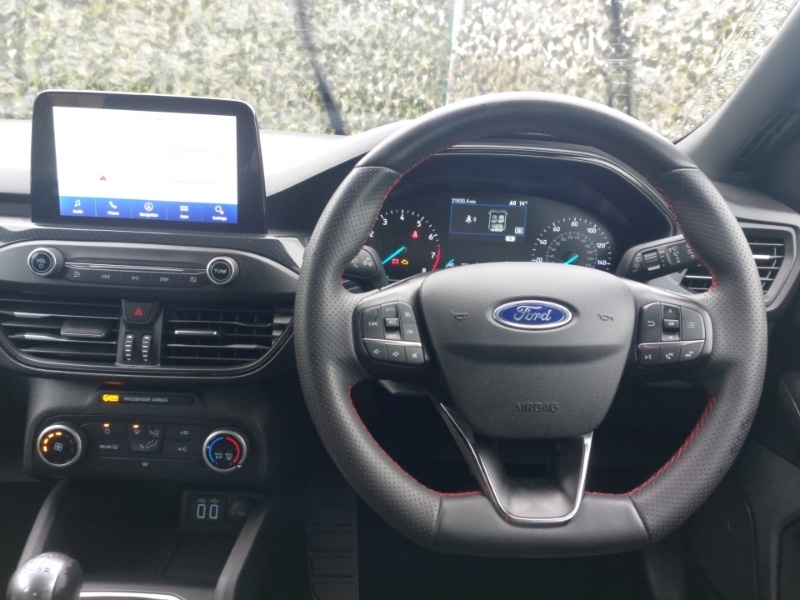 Used Ford Focus 2022 for sale - 76365420: Photo 7