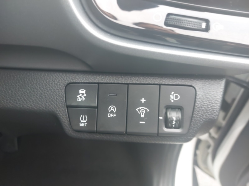 Used Kia Stonic 2020 for sale - 76602637: Photo 13