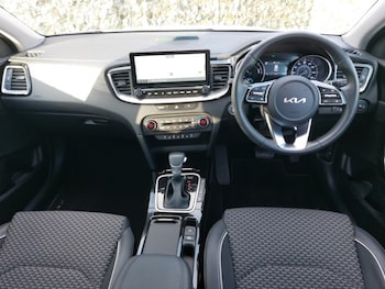 Used Kia XCeed 2023 for sale - 76779571: Photo