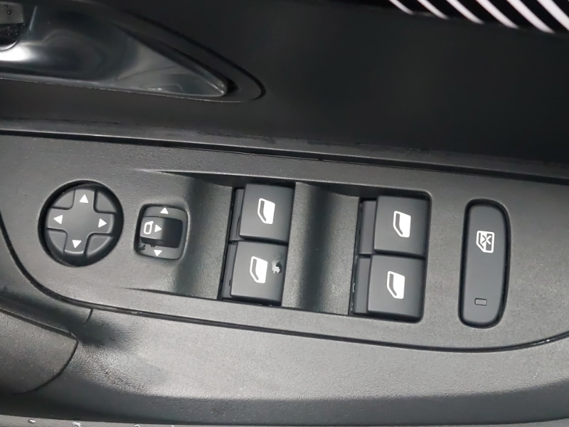 Used Peugeot 2008 2023 for sale - 78009956: Photo 14