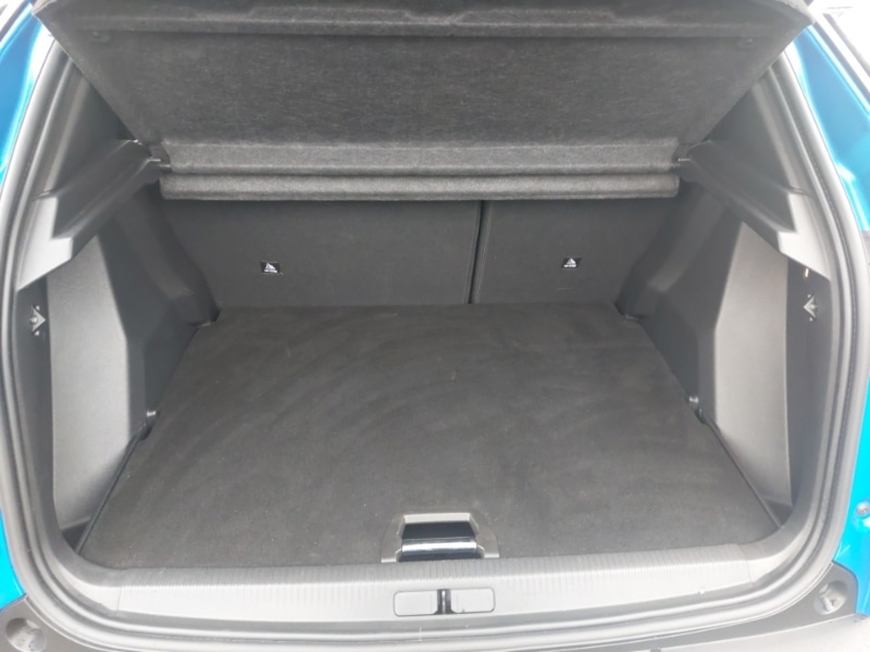 Used Peugeot 2008 2023 for sale - 78009956: Photo 8