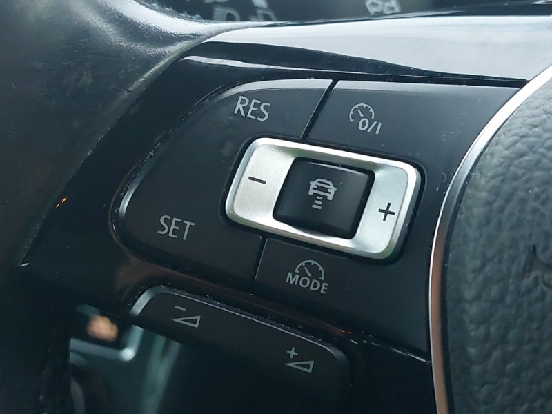 Used Volkswagen Tiguan 2018 for sale - 76970219: Photo 14