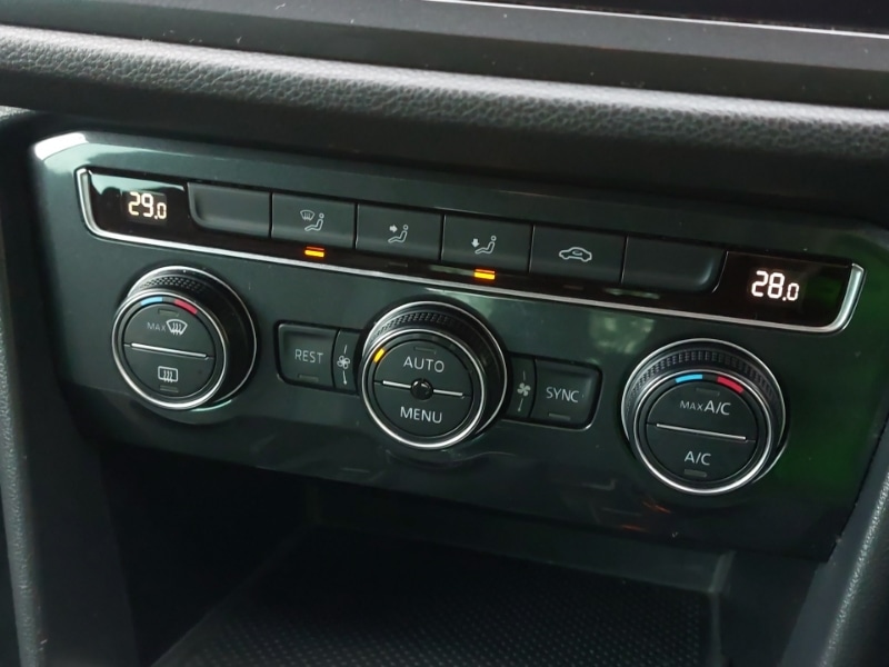 Used Volkswagen Tiguan 2018 for sale - 76970219: Photo 17