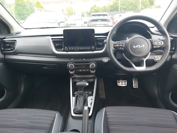 Used Kia Stonic 2025 for sale - 78761998: Photo