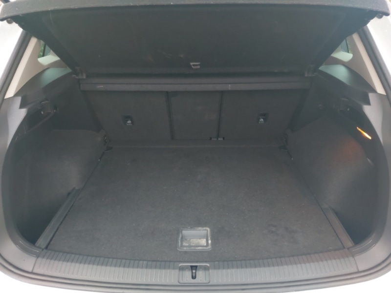 Used Volkswagen Tiguan 2018 for sale - 77483899: Photo 8