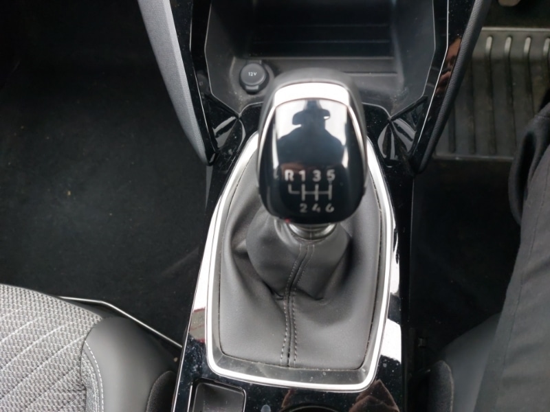 Used Peugeot 2008 2023 for sale - 77418680: Photo 15