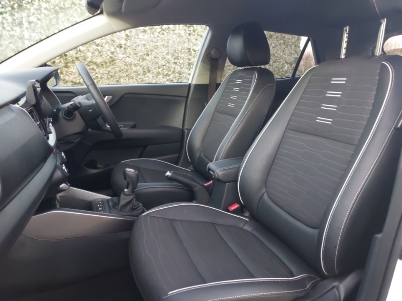 Used Kia Stonic 2025 for sale - 77049467: Photo 5