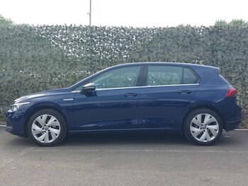 Used Volkswagen Golf 2020 for sale - 78622105: Photo