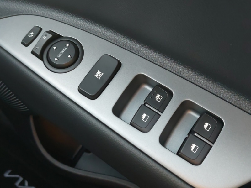 Used Kia Stonic 2025 for sale - 77039281: Photo 18