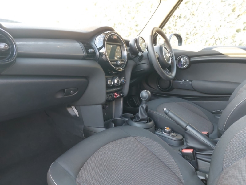 Used MINI Convertible 2019 for sale - 77126223: Photo 5