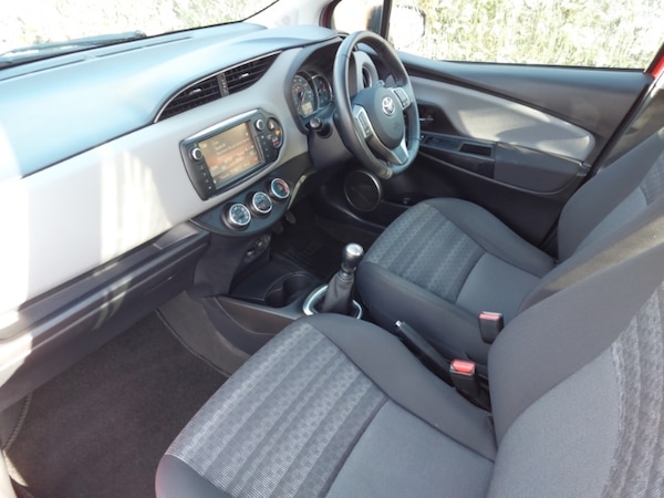 Used Toyota Yaris 2016 for sale - 76221332: Photo 5