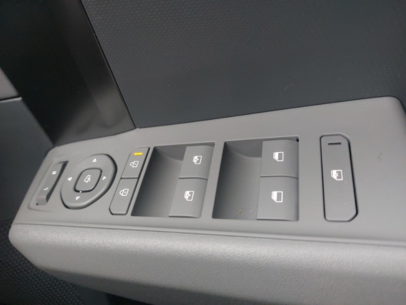 Used Kia EV3 2025 for sale - 76135100: Photo 12