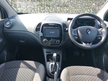 Used Renault Captur 2018 for sale - 79180188: Photo