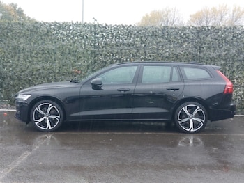Used Volvo V60 2023 for sale - 76478567: Photo