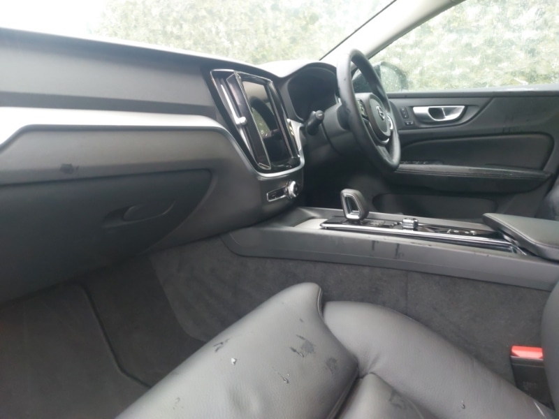 Used Volvo V60 2023 for sale - 76478567: Photo 5