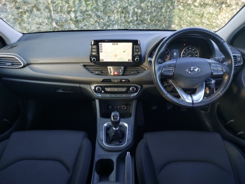 Used Hyundai i30 2018 for sale - 77183941: Photo 2