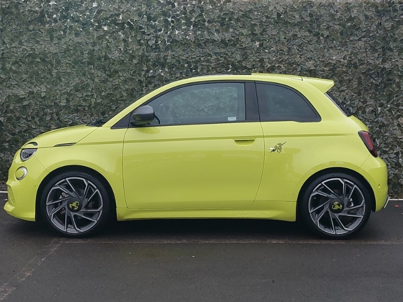 Used Abarth 500 2024 for sale - 76498289: Photo 4
