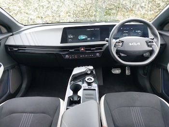 Used Kia EV6 2023 for sale - 79546304: Photo