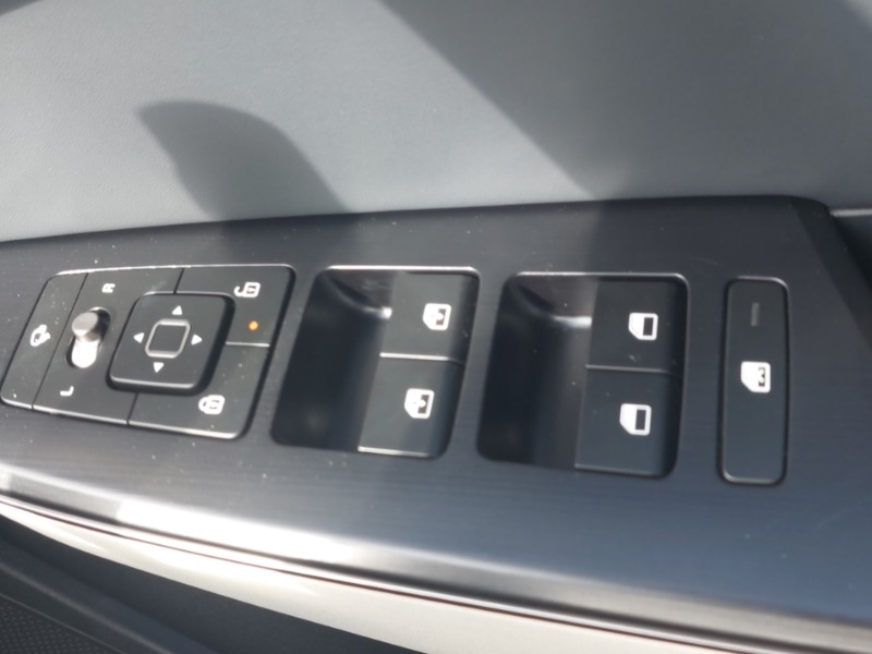 Used Kia EV6 2025 for sale - 76975133: Photo 11