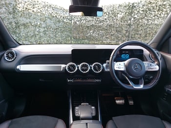 Used Mercedes-Benz EQB 2022 for sale - 75599639: Photo