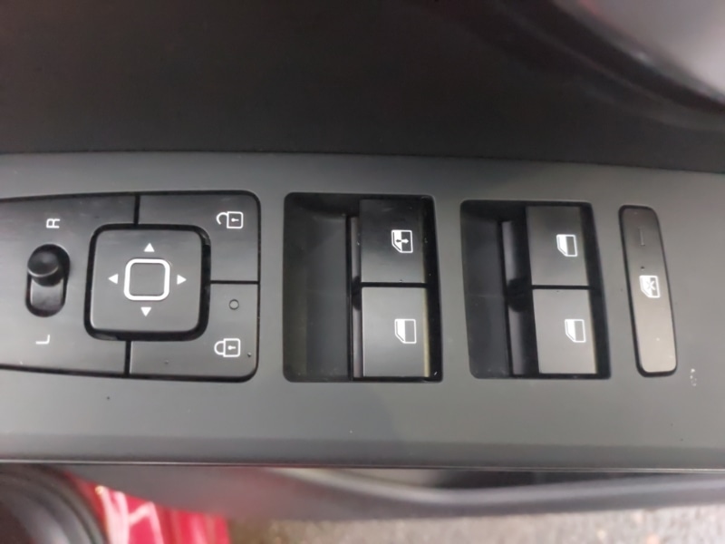 Used Kia Niro 2023 for sale - 76456063: Photo 12