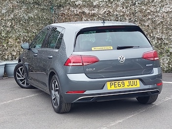 Used Volkswagen Golf 2019 for sale - 79406743: Photo