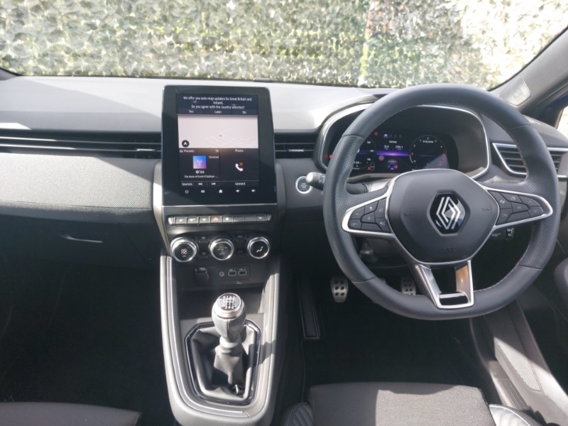 Used Renault Clio 2024 for sale - 76145417: Photo 2