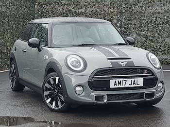 Used MINI Hatch 2019 for sale - 75706983: Photo