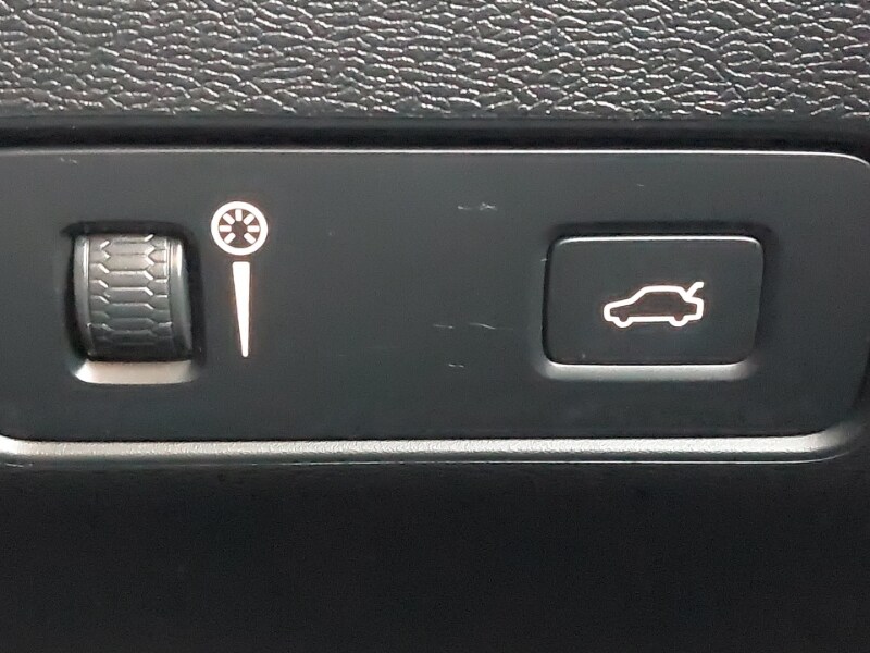 Used Volvo XC40 2021 for sale - 77311759: Photo 13