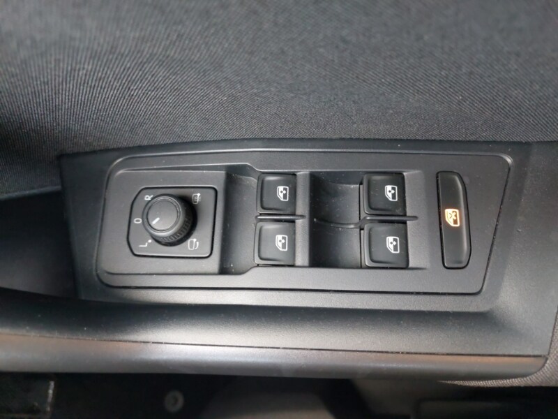 Used Volkswagen T-Roc 2023 for sale - 77816358: Photo 15