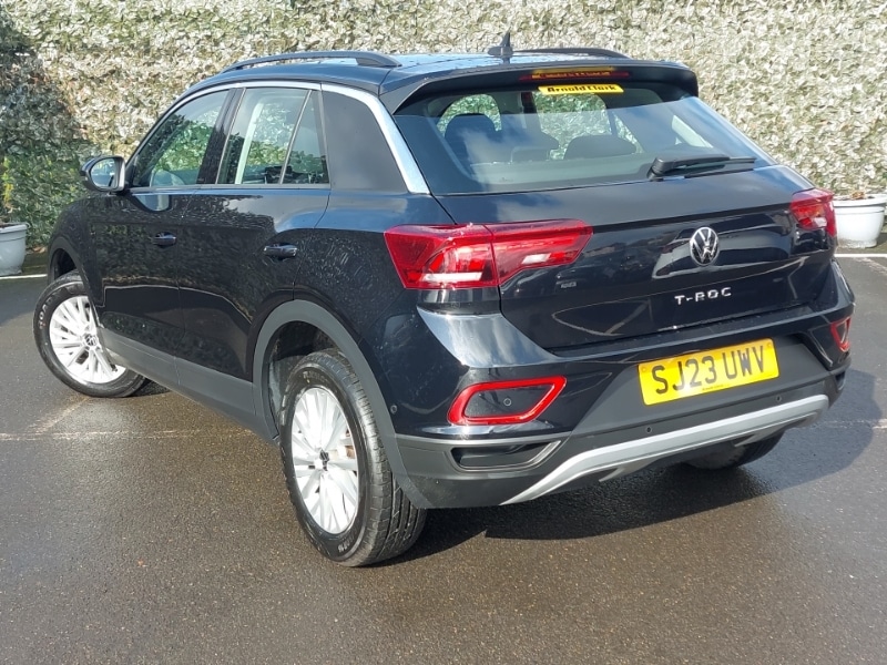 Used Volkswagen T-Roc 2023 for sale - 77816358: Photo 3