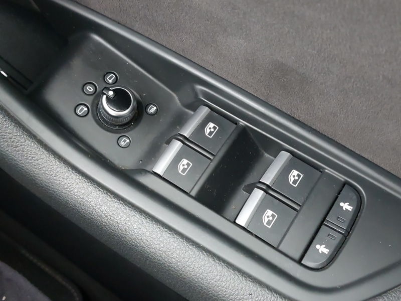 Used Audi A4 2018 for sale - 77035088: Photo 12