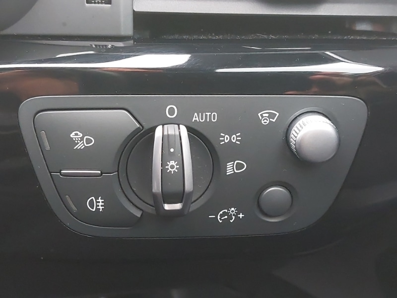 Used Audi A4 2018 for sale - 77035088: Photo 13