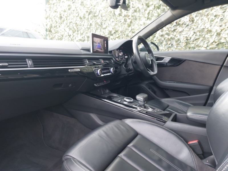 Used Audi A4 2018 for sale - 77035088: Photo 5