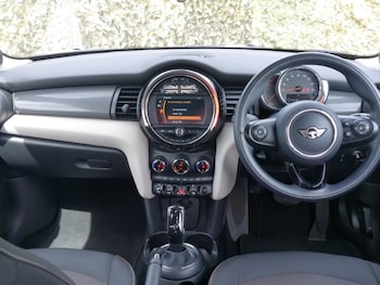 Used MINI Hatch 2018 for sale - 78580489: Photo